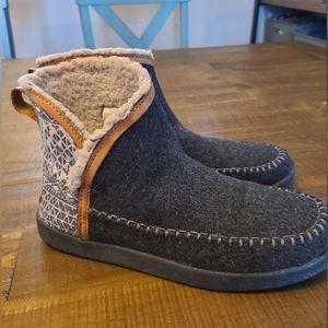 Sanuk Bootah Ojai Womens 8 Bootie